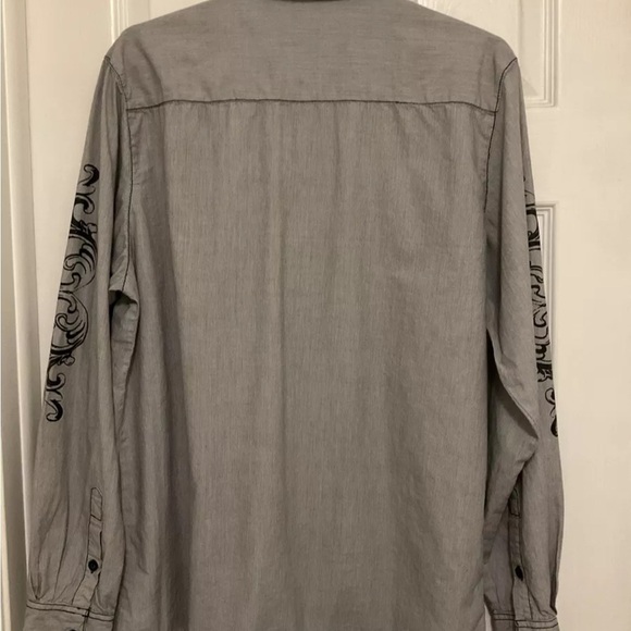 Modern Culture  Men’s Gray/Black Fleur Wings Button Down‎ Shirt Size Large - Picture 2 of 13